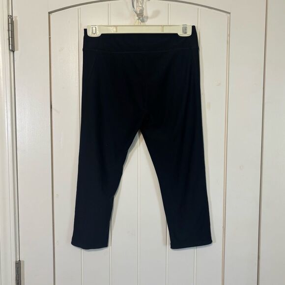 Under Armour Heat Gear Compression Capri Leggings Black Medium - Picture 3 of 4
